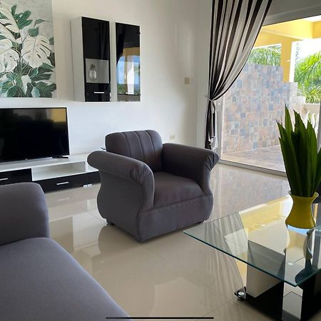 Spring Garden Mobay Resort มอนเทโกเบย์ ภายนอก รูปภาพ